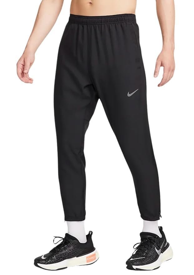 Nike Men’s Regular Fit Mid Rise Pants