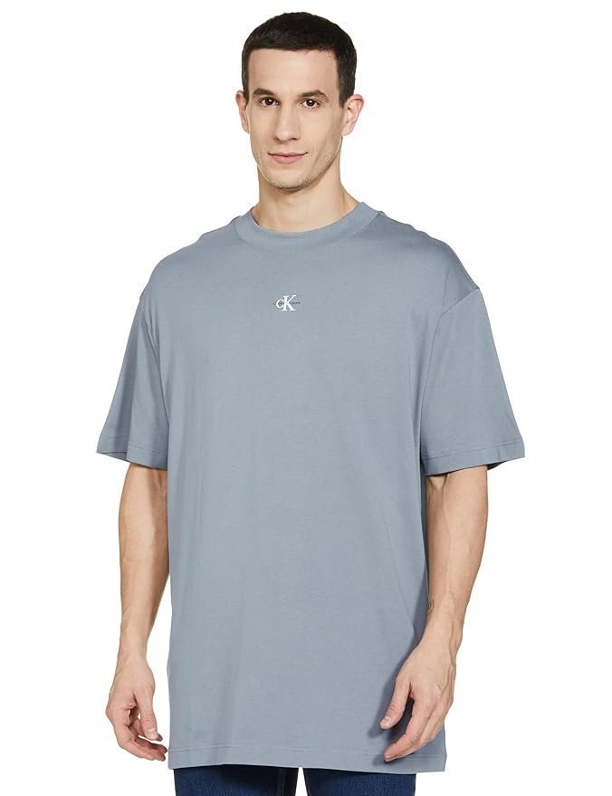 Calvin Klein Jeans Men’s Solid Relaxed Fit T-Shirt