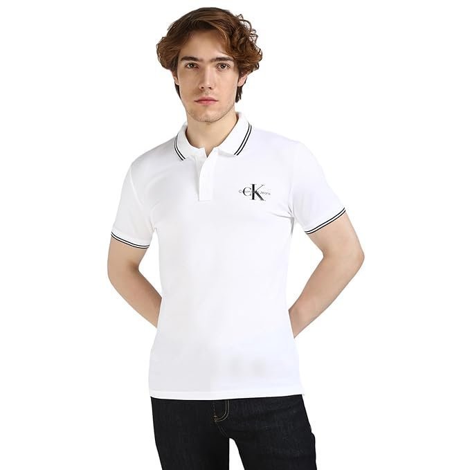 Calvin Klein Jeans Men’s Solid Regular Fit T-Shirt