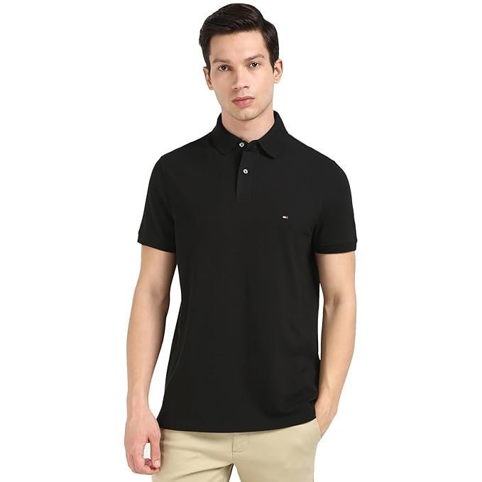 Tommy Hilfiger Men’s Solid Regular Fit T-Shirt